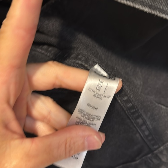 ASOS oversized Black Denim Jacket with Sherpa Lining - Picture 4 of 4